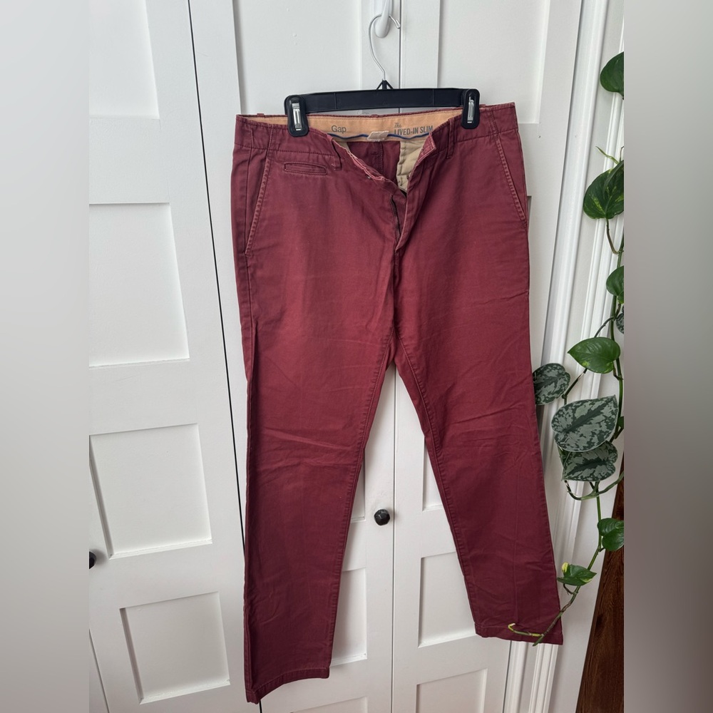 GAP Men's Lived-In Slim Deep Red Chinos